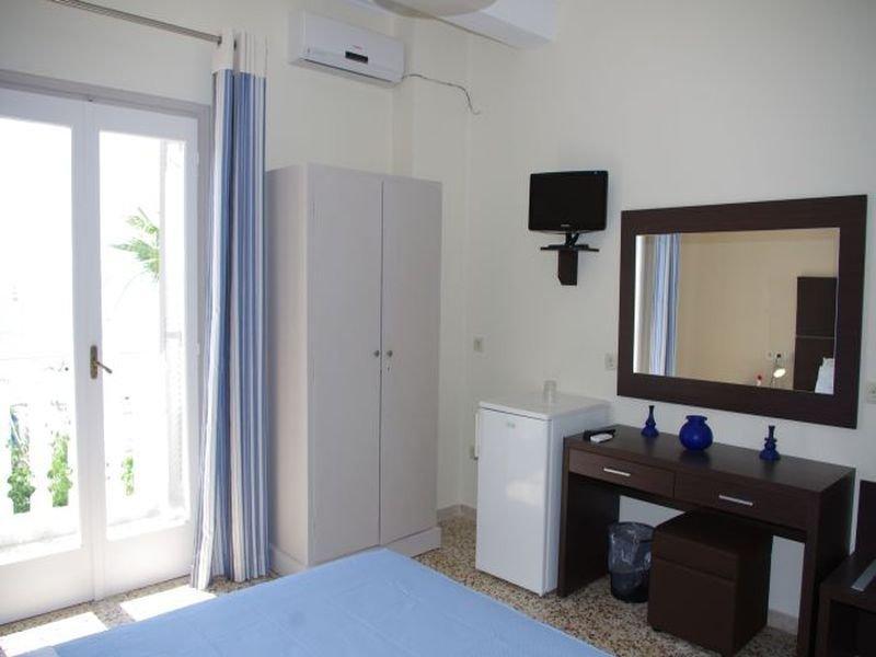 Kamari Blue Boutique Hotel Exterior photo