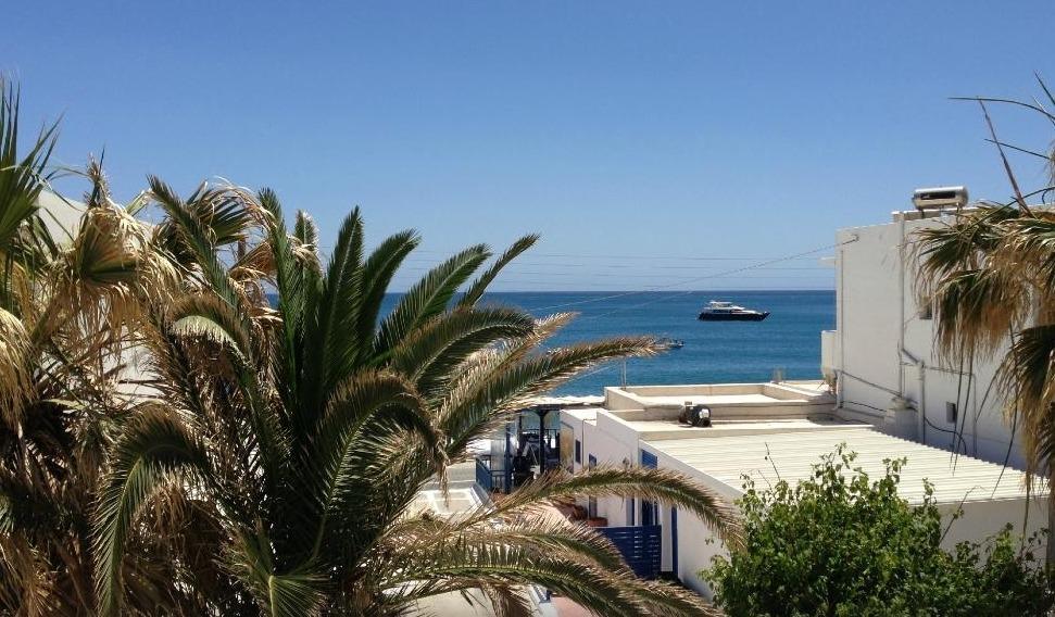 Kamari Blue Boutique Hotel Exterior photo