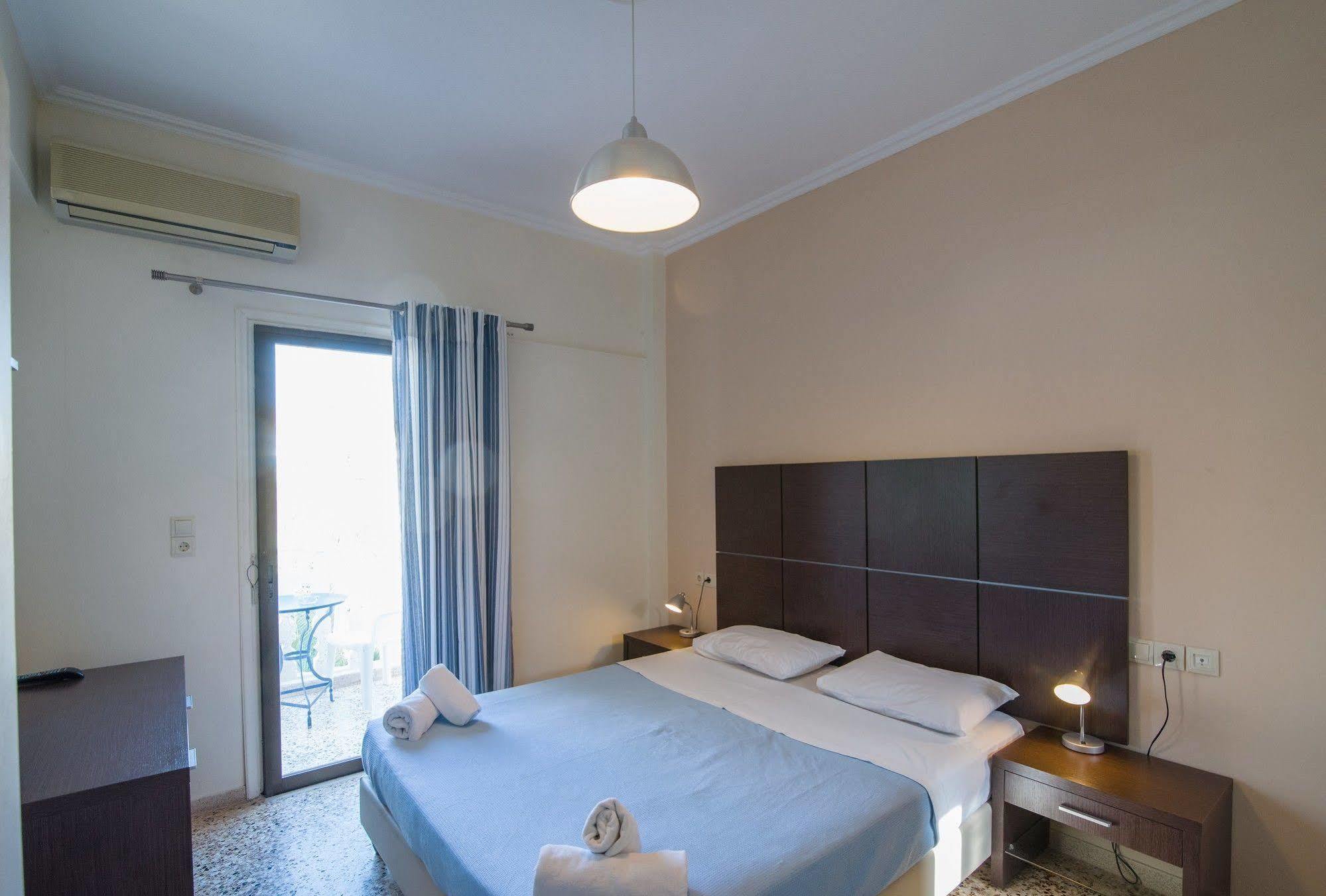 Kamari Blue Boutique Hotel Exterior photo