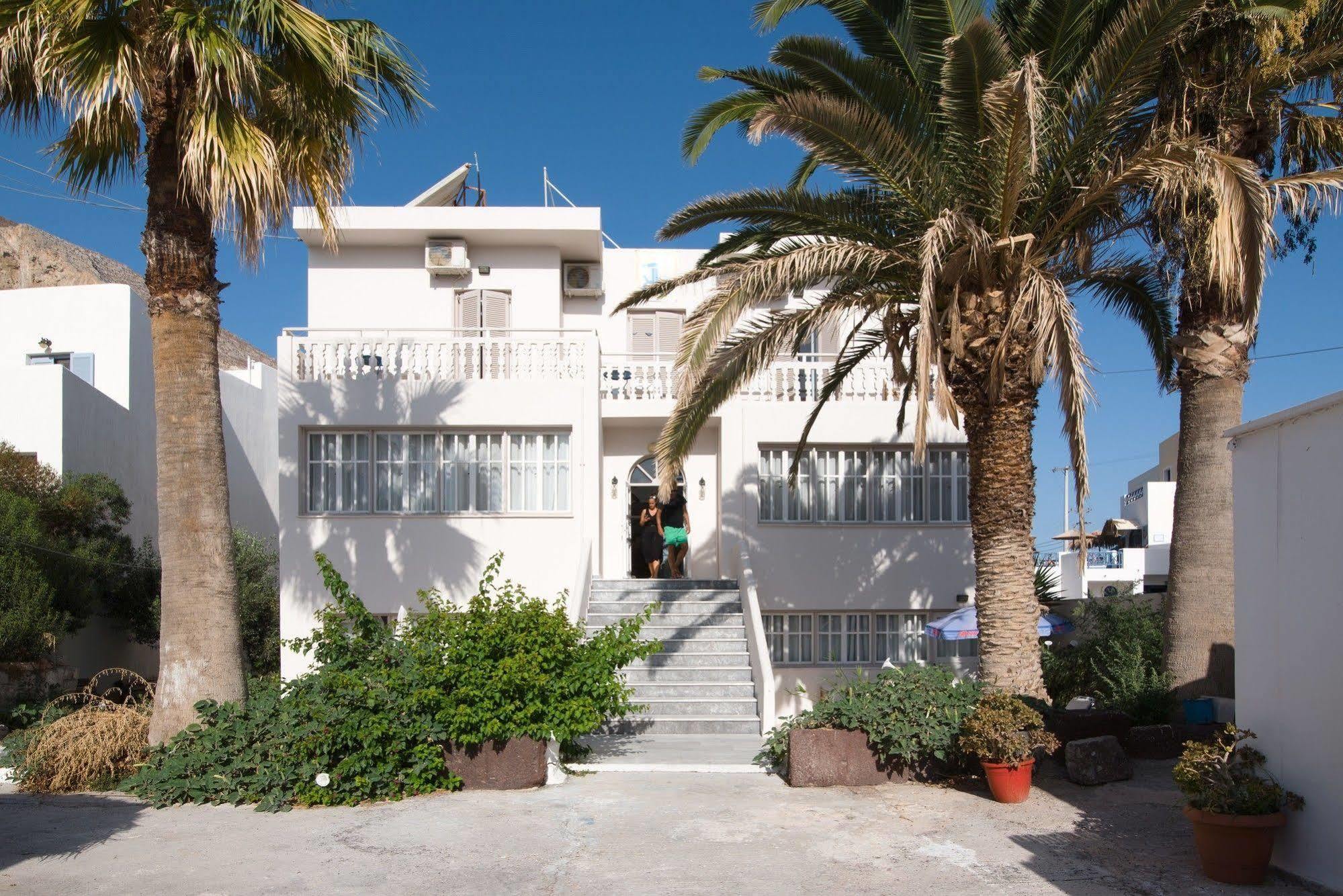 Kamari Blue Boutique Hotel Exterior photo